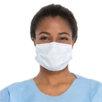 Halyard - Face Mask - 49700 - In Use