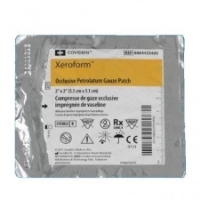 Cardinal Health™ - Xeroform™ - Gauze Dressing - 4" x 4" -8884433500 - Packaging With Product
