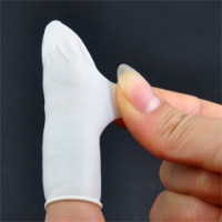Tech-Med - Latex Finger-Cot - 4403-S - In Use