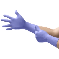 Nitrile Glove - Semper Med - Starmed Plus - GN-SMNP01X - In Use