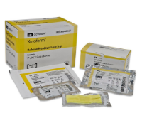 Cardinal Health™ - Xeroform™ - Gauze Dressing - 4" x 4" -8884433500 - Packaging With Product